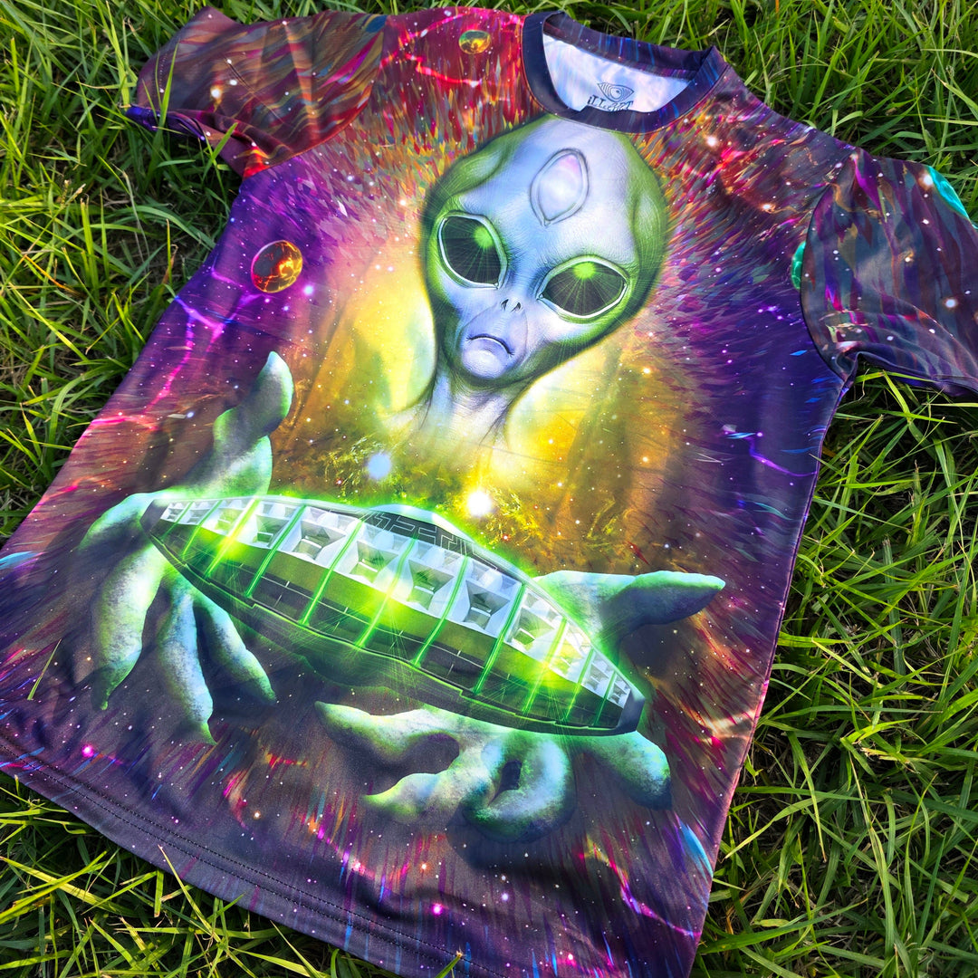 Funktion Abduction T-Shirt // Sanzone Art x iLL Art Collective collab